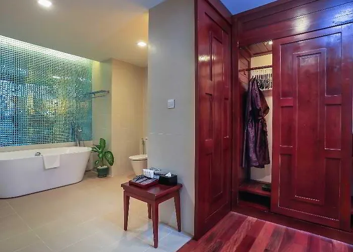 The Privilege Floor @lotus Blanc