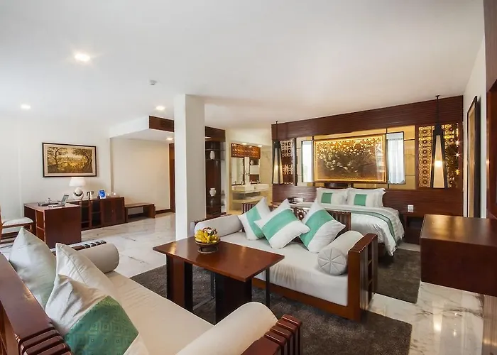 Hotel The Privilege Floor @lotus Blanc